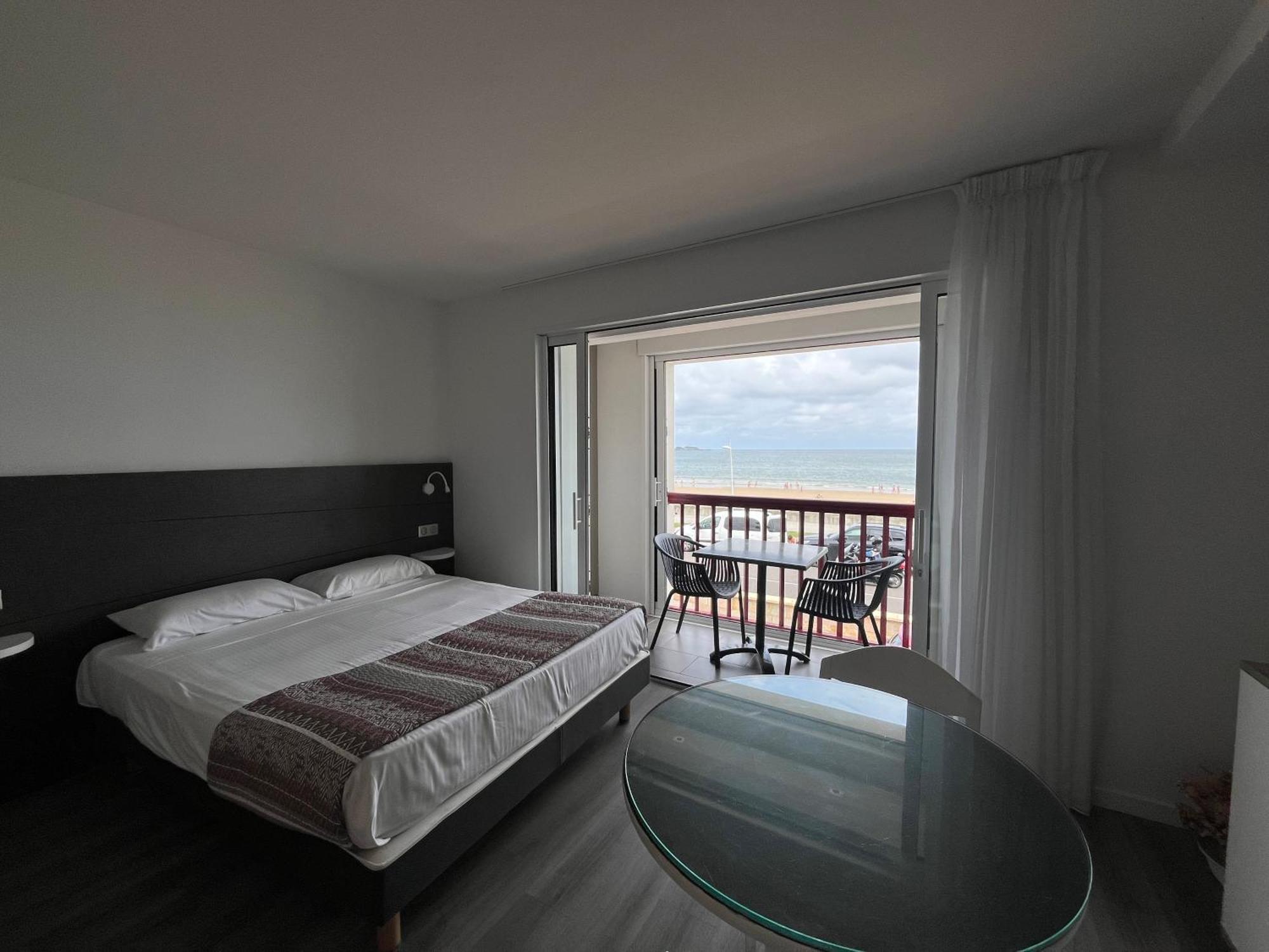 Hotel Valencia Hendaye Room photo